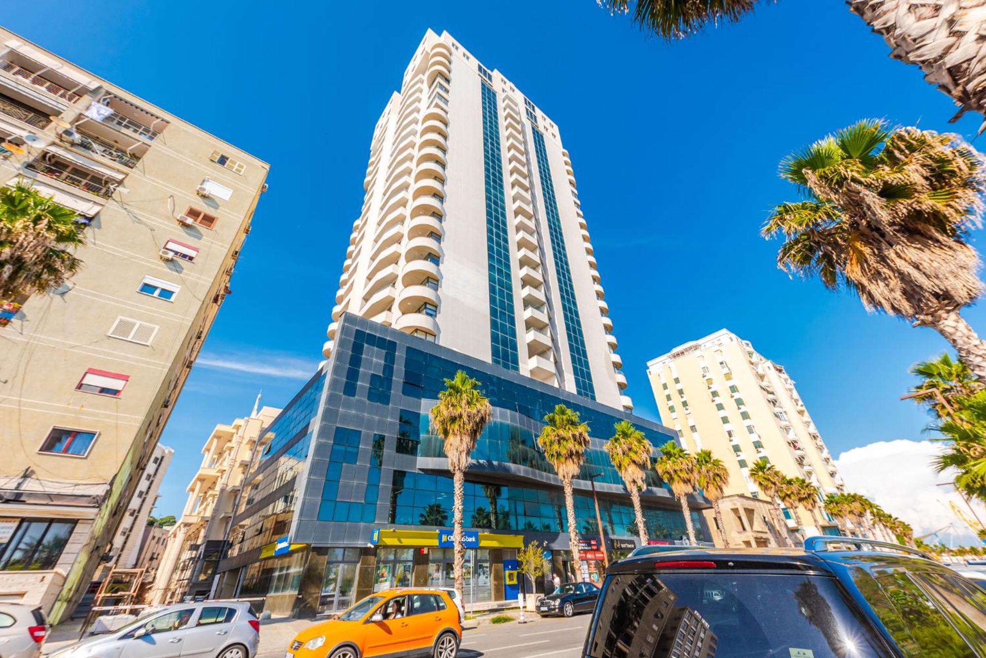 Marina Luxury Suites By Ps Durrës Exteriör bild