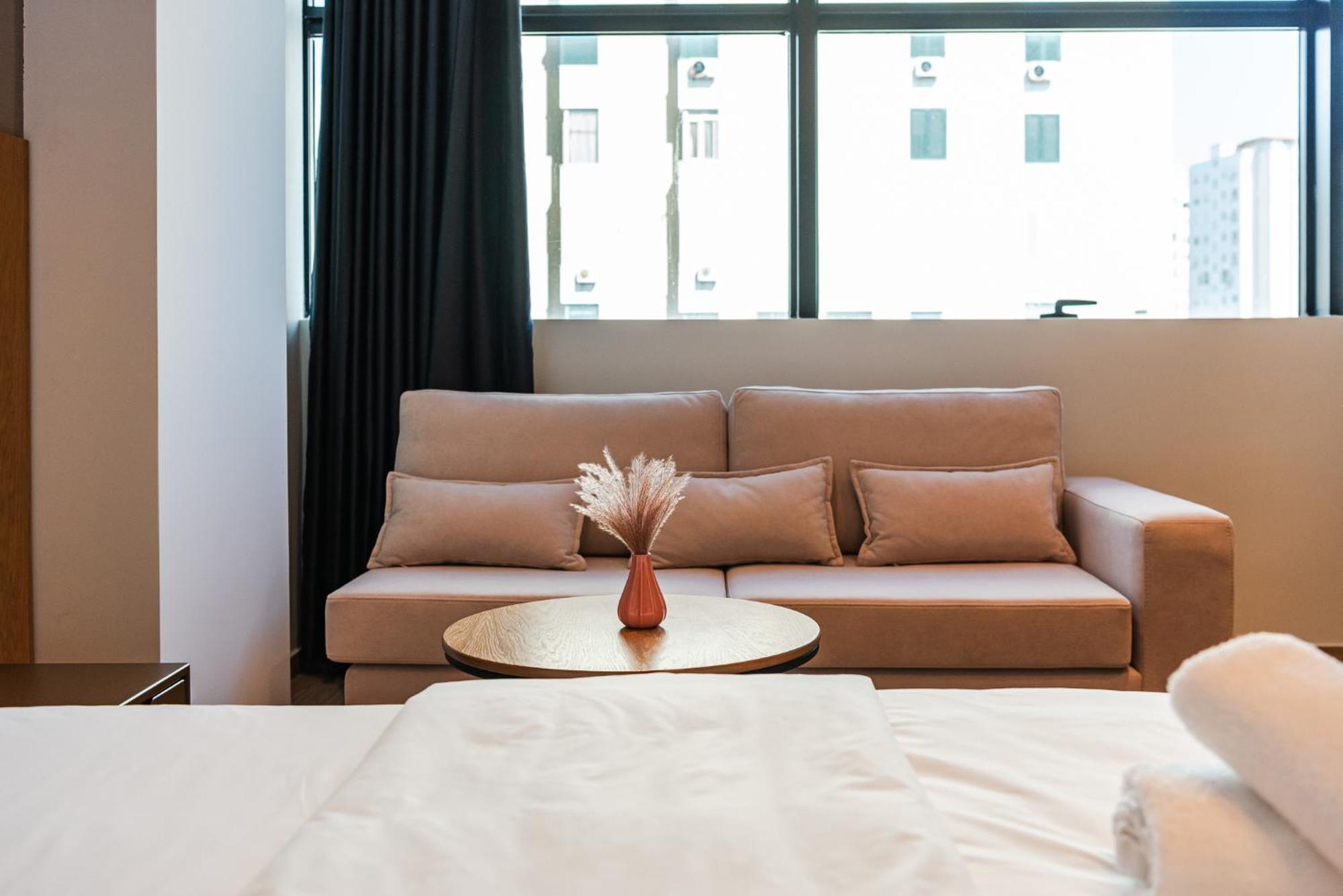Marina Luxury Suites By Ps Durrës Exteriör bild
