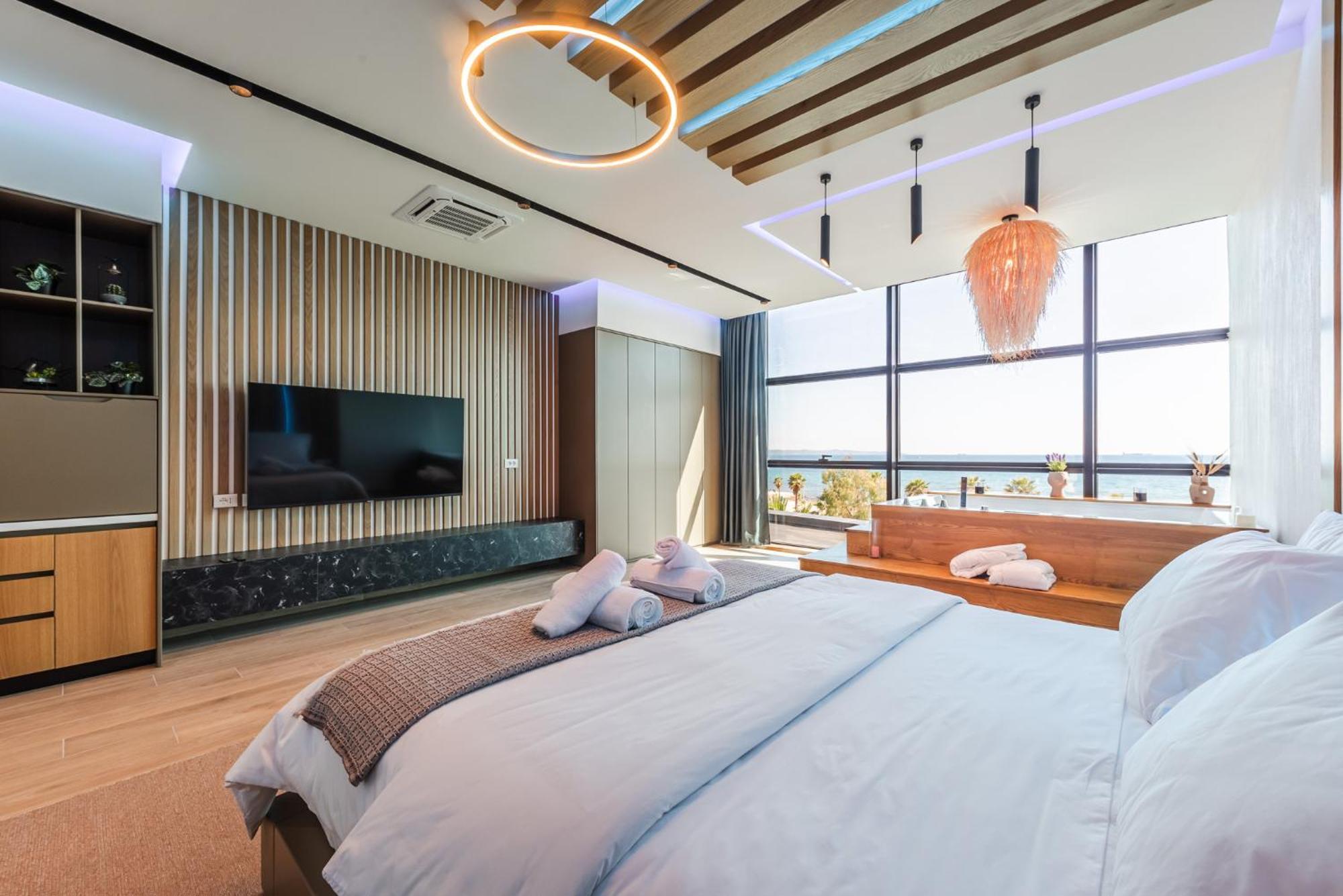 Marina Luxury Suites By Ps Durrës Exteriör bild