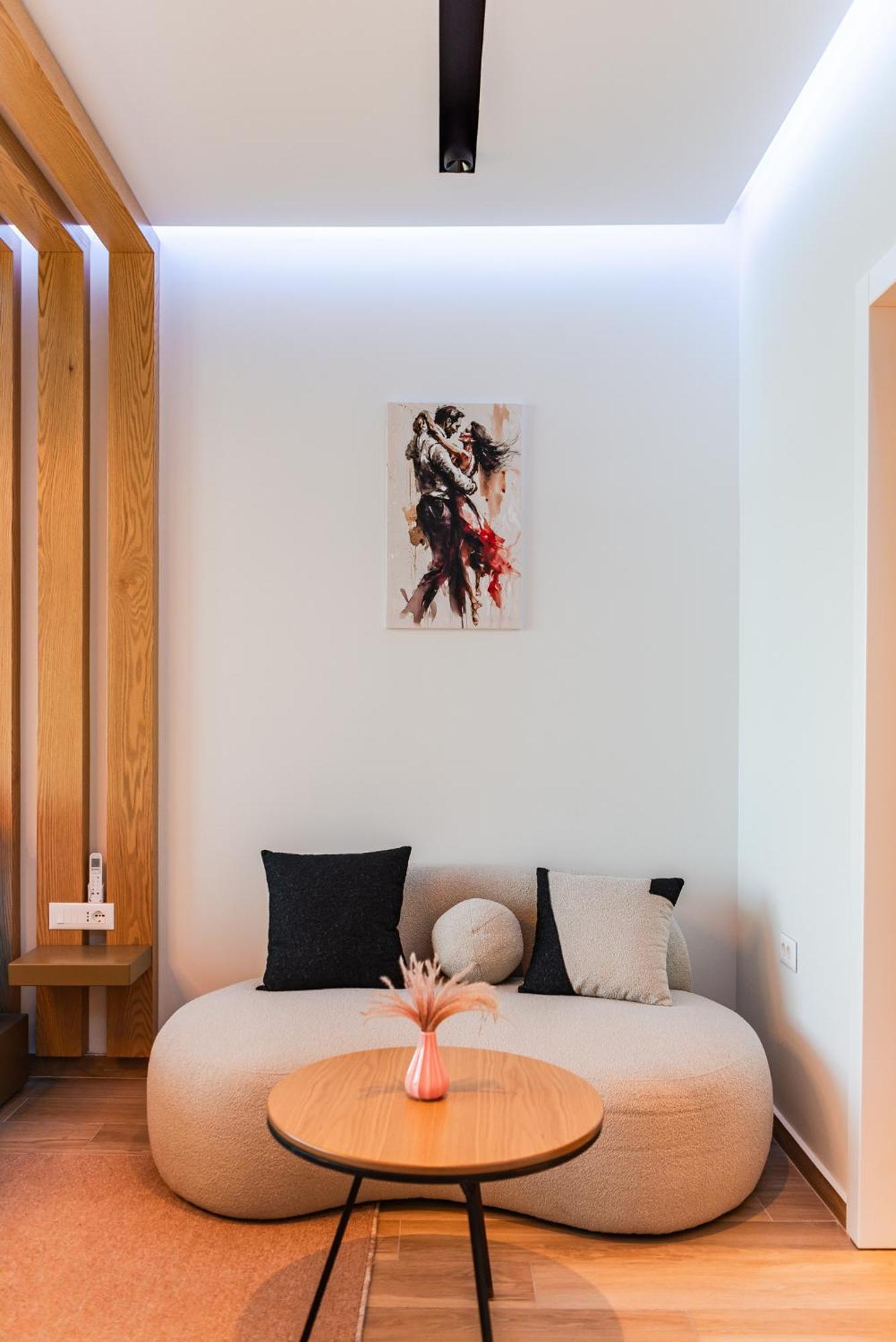 Marina Luxury Suites By Ps Durrës Exteriör bild